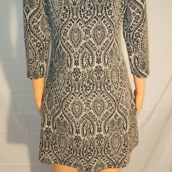 London Style collection short dress. Tan/Black in size 4-Petite - Picture 14 of 16